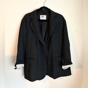 Black and white pinstripe Zara blazer